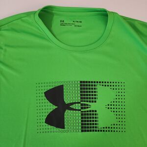 UNDER ARMOUR MEN’S HEATGEAR GRAPHIC LOOSE FIT SHIRT GREEN XL